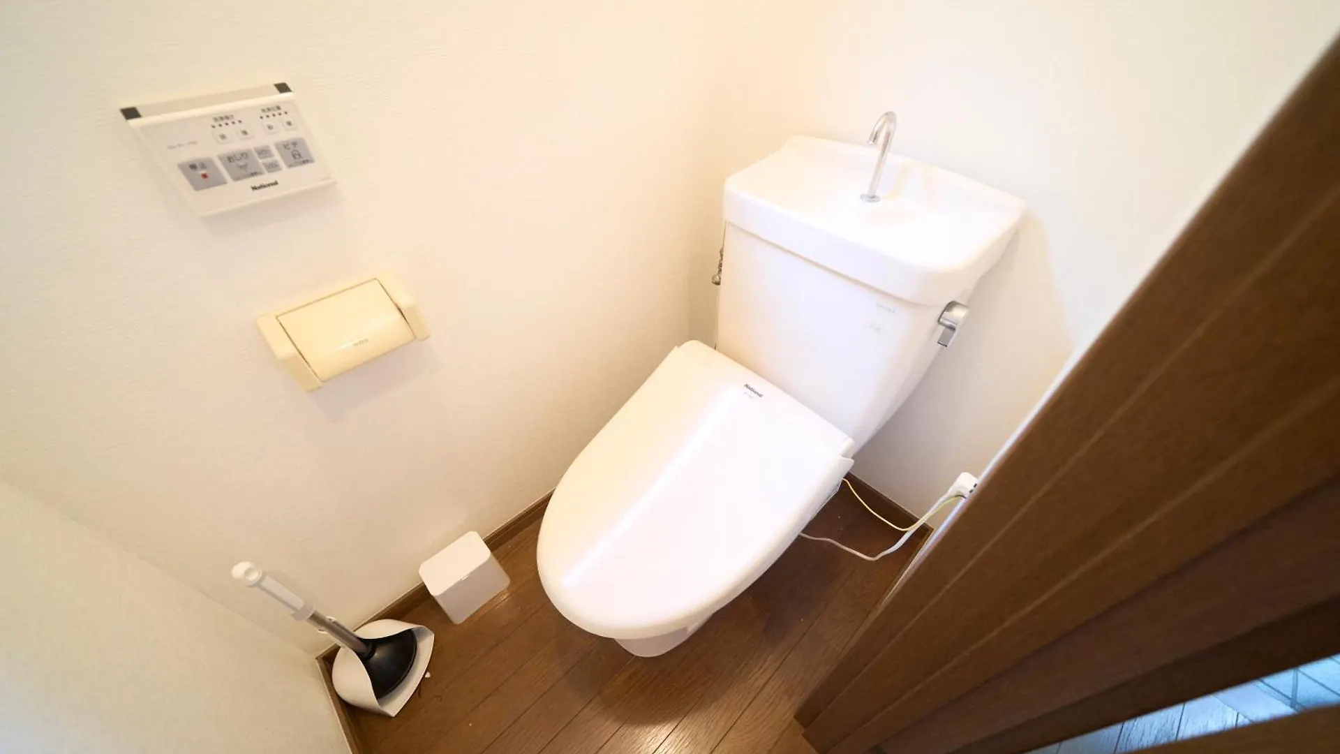 Finoa Residential Suite Kita-Ikebukuro Tokyo 0*,  Japan